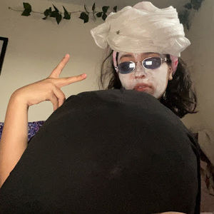 Meet your Posher, Victoria